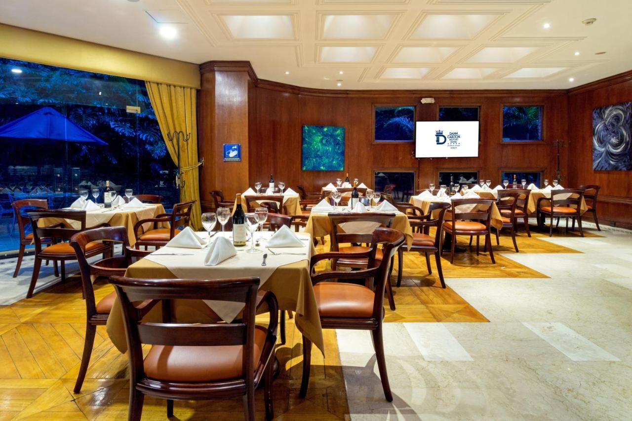 Hotel Dann Carlton Belfort Medellín Exteriör bild Restaurant