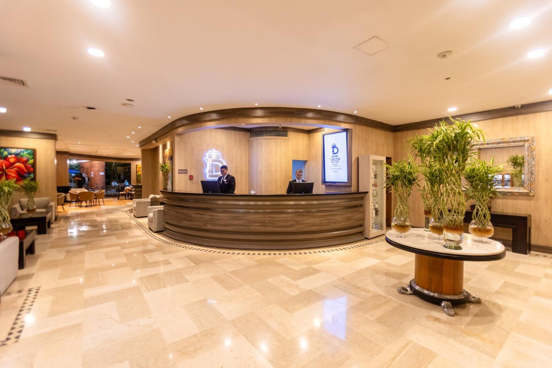 Hotel Dann Carlton Belfort Medellín Exteriör bild Lobby
